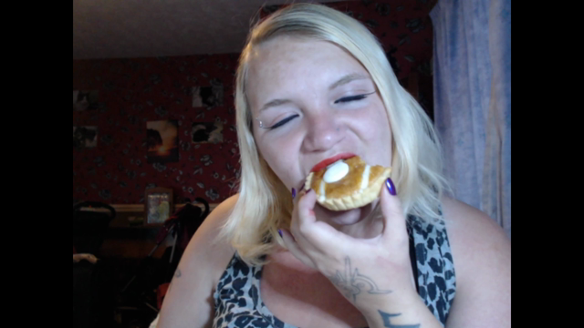 Cake Time With Akosti video from