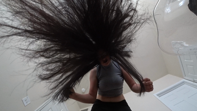 Long haired giantess lets her hair down 1920 x 1080 MP4 video from AnnSulu