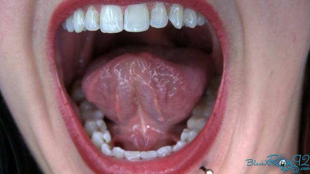 MILF Mouth Tour video from BlackxRose92