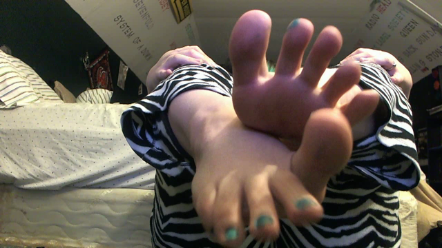 Foot play 4 2 video from Bluewut