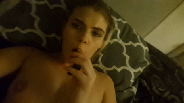 Masturbate with me video from