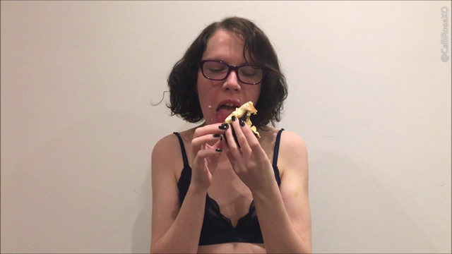 Eating an eclair video from CalliRoseXO