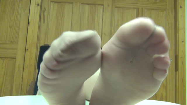 Pantyhose Feet And Legs video from DiaLynn