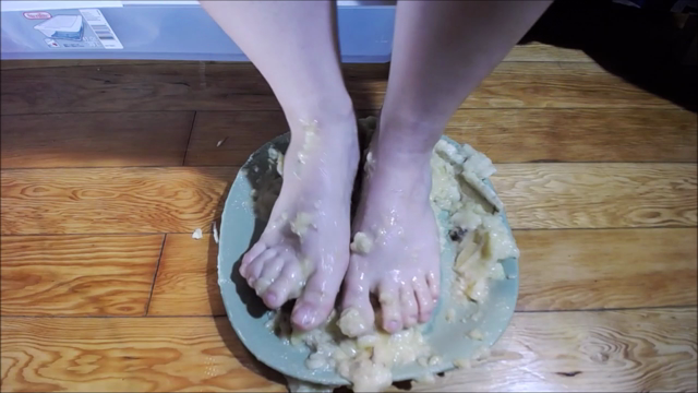 Banana Toe Squish video from Drenched Delicates