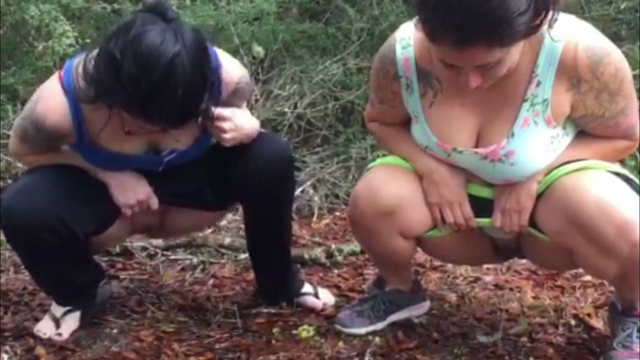 Public Outdoor Peeing with Miss Ellie video from Ellie Boulder