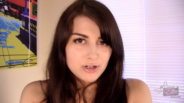 CAPTURING CHRIS video from Ellie Idol