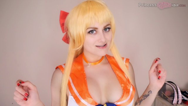 CROSSPLAY AS SAILOR MOON FOR THE CON video from Ellie Idol