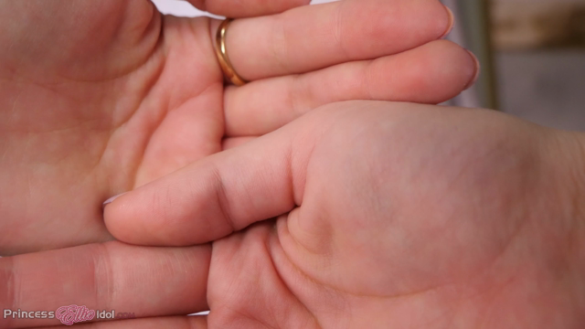 CAPTURING THE TRIAL WITNESS WITH MY HANDS video from Ellie Idol