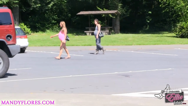 BAD MOMMIES PREGNANCY PRANK video from Ellie Idol