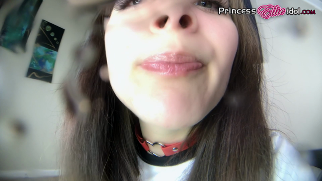 VIDEO CHAT SPITTING AT YOU AND BITCHING YOU OUT FOR A SMALL DICK PIC video from Ellie Idol