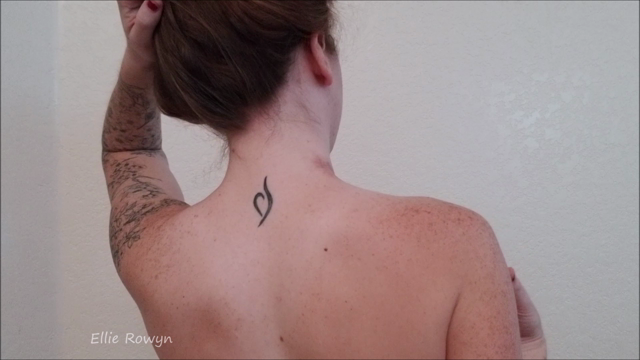 Collarbones, Neck, and Shoulder Worship video from Ellie Rowyn