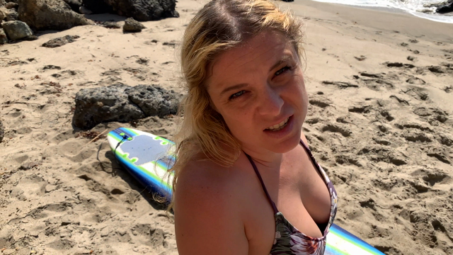 Cheating Wife Gets Creampie From Surf Instructor