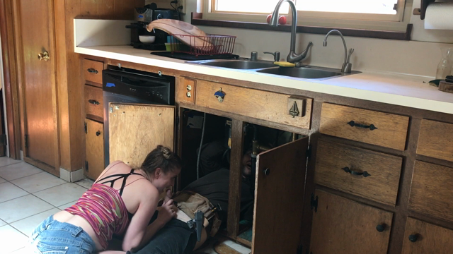 Lucky Plumber Fucked By Teen