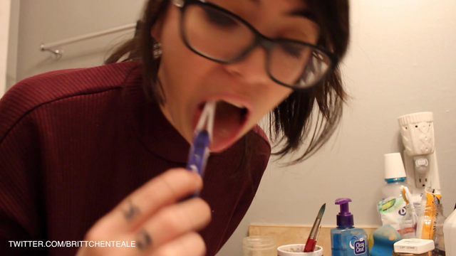 Brushing My Teeth After a Night Out video from Fapcakesenpai
