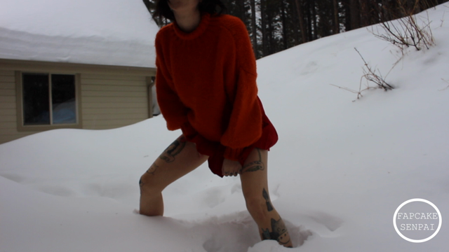 NUDE Pee & Desperation Compilation video from Fapcakesenpai