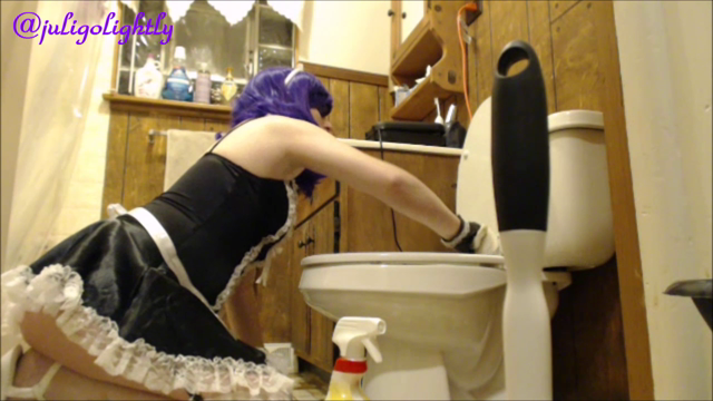 Bathroom Slave video from Joules Opia