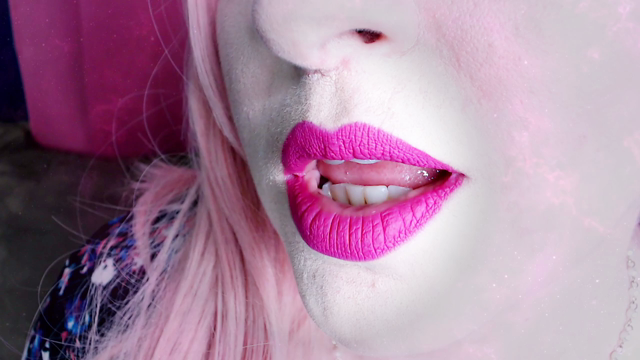 Feel the Change video from Joules Opia