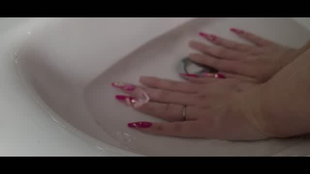 Fingernail Fetish video from Anya Ivanovna
