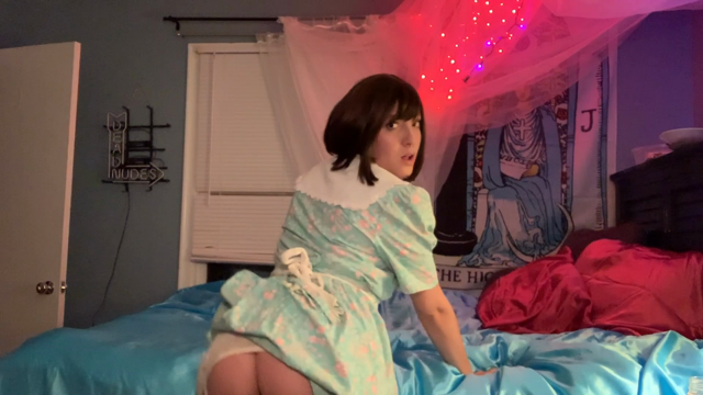 POV: Cute 50s Housewife Strips, Sucks, and Fucks You video from Gitsie