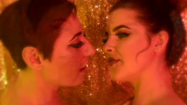 Sweet as Honey w/ Rosa Lee Bloom video from Miss Nina