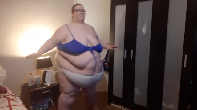 SSBBW DOES EXERCISE ROUTINE video from SSBBWLadyBrads