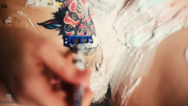 ASMR GIRLFRIEND SHAVES CLOSE UP & CUMS video from Kaiia Eve
