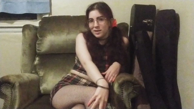 High heeled home wrecker video from Lilredvelvet