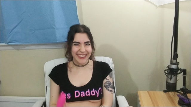 my wallet video from Lilredvelvet