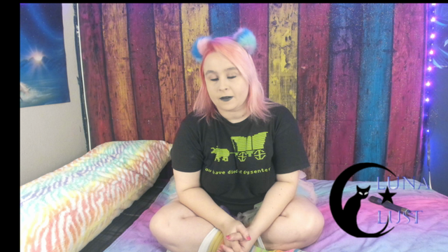 To My Fans video from Lunalustxxx