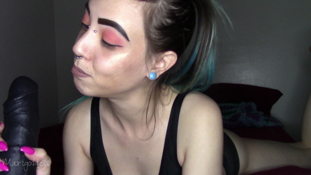 Size Queen Girlfriend SPH video from Marigoddess