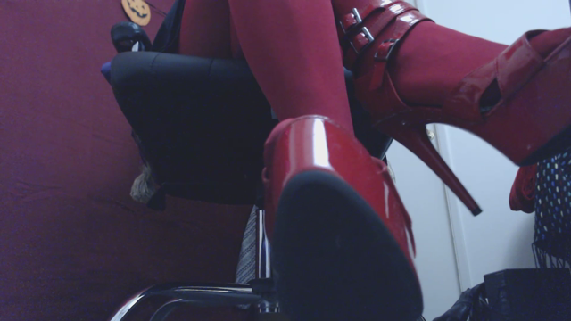Underdesk Red HighHeels & Pantyhose Voyeur video from Alace Amory