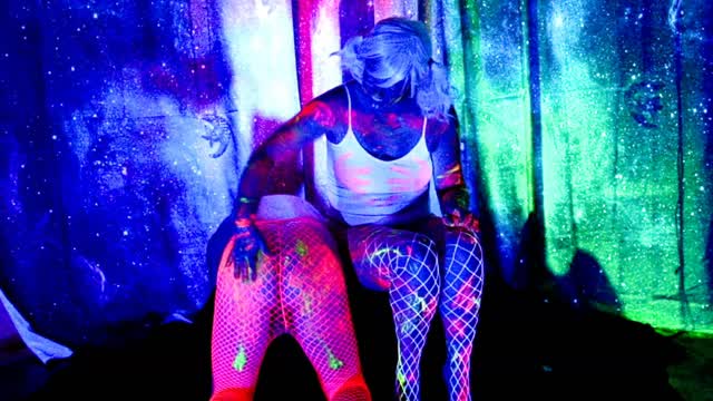 Glowy Spanking video from Mistress Chloe Rose