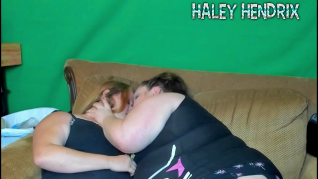 The Naughty Neighbor video from HaleyHendrix-xo