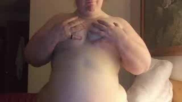 Titty Bounce video from Oldworldmaster