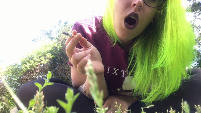 Outdoor Smoking video from PinkMaggit Kat