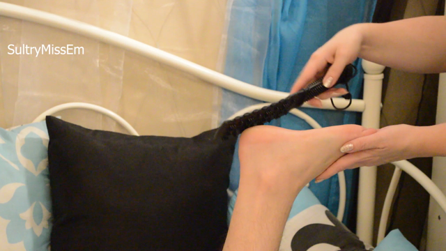 Foot Beating/Bastinado video from SultryMissEm