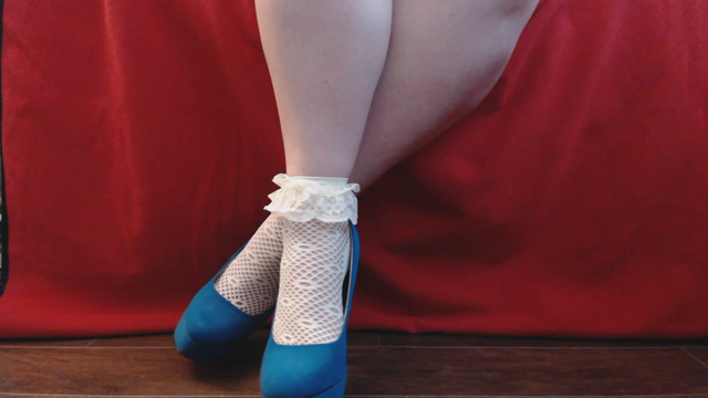 frilly little socks video from SultryMissEm