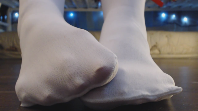 giantess white stocking fear video from SultryMissEm