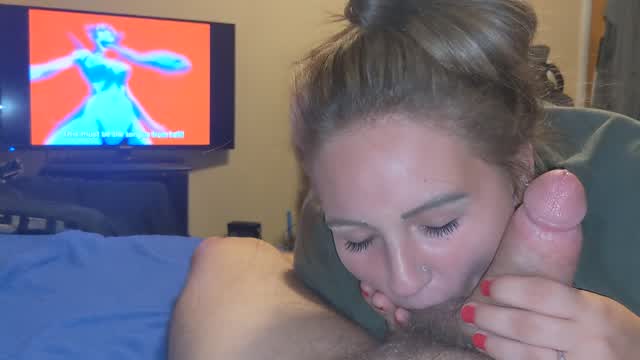 Sucked Him To His Favorite Hentai video from Teacheryoung