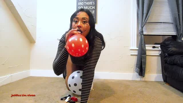 Jaddles The Clown video from Jada Silk