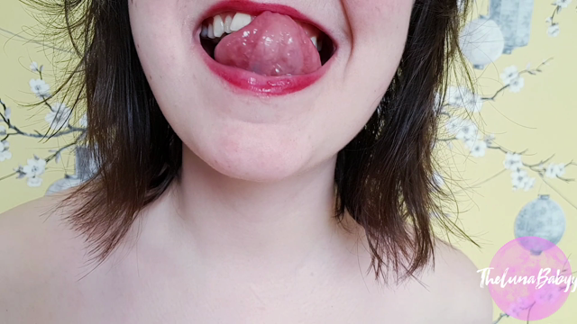 Tongue Fetish video from TheLunaBabyy