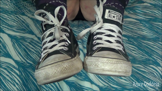 Worship My Worn Out Converse, foot perv! video from Wynter Azure