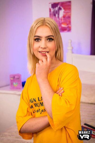 Cute blonde Daisy Bean gets fucked good Image #1