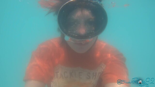 Scuba Mask And Skinny Dipping video from BlackxRose92