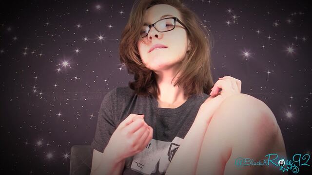 Nerdy MILF JOI video from BlackxRose92