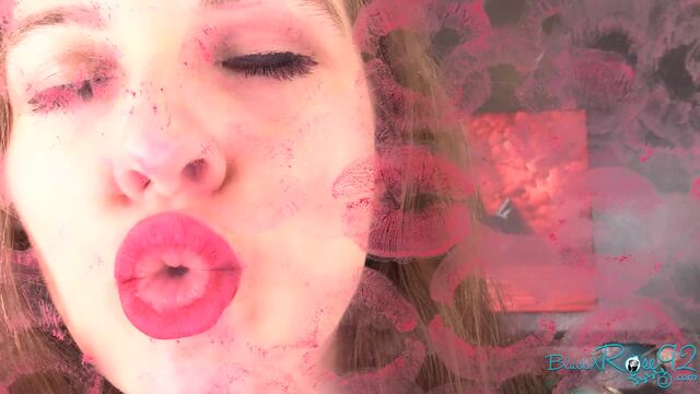 Red Lipstick Application and Kisses video from BlackxRose92