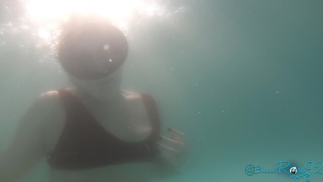 Scuba Mask Swimming Underwater video from BlackxRose92