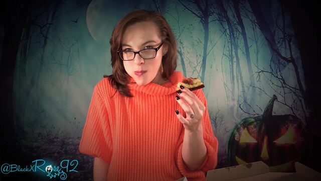Velma's Pizza Pig Out video from BlackxRose92