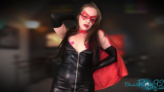 Booty Babe Drains And Corrupts video from BlackxRose92