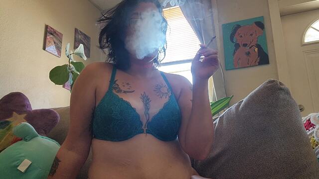 Smoking On My Couch video from Cassidy Love